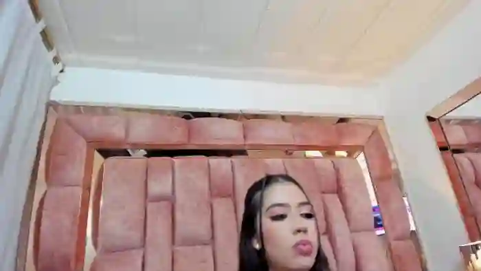 2025/04/04/flirt4free-melanie-paz-01-21-15