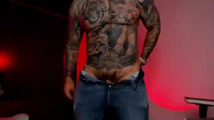 2025/04/04/flirt4free-nate-village-04-15-59