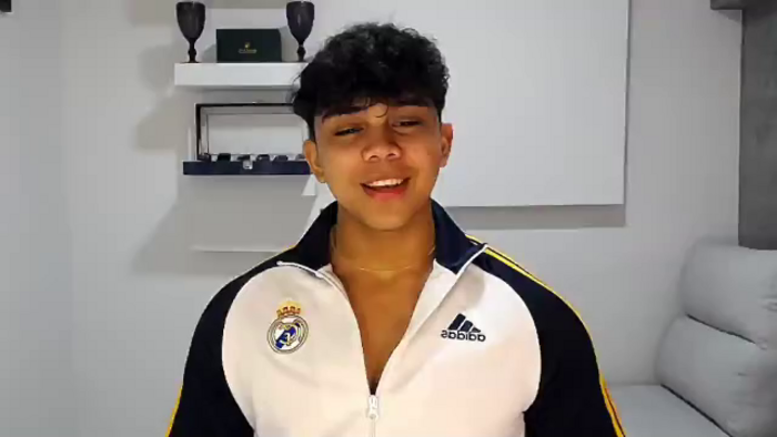 noah-prada