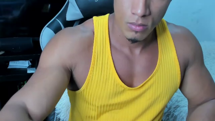 mat-strong