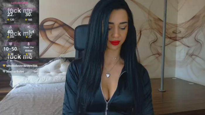 naomi-scarlet