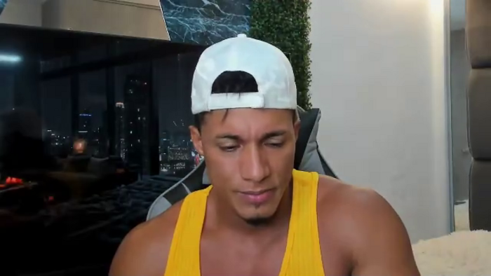 mat-strong