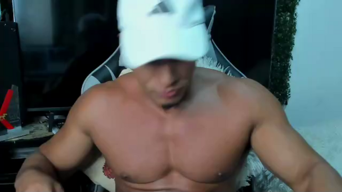 mat-strong