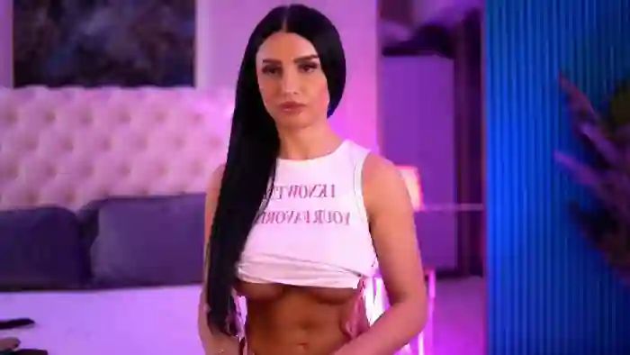 2025/04/13/flirt4free-isabelle-hunt-04-55-01