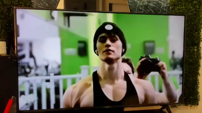 mat-strong