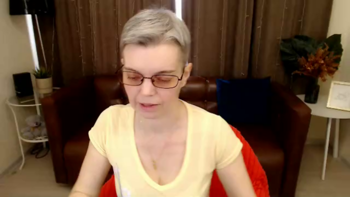 erikaa-cutie