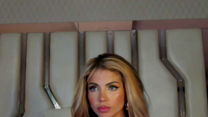 lucy-hillss