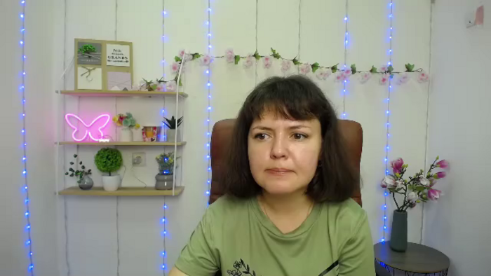 megan-leee