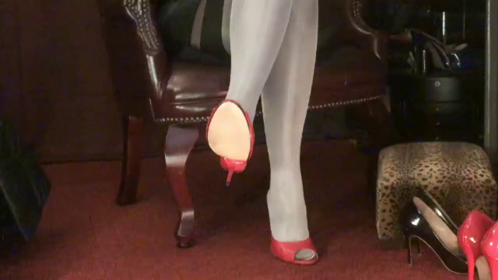 mistress-vivian