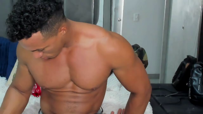 mat-strong