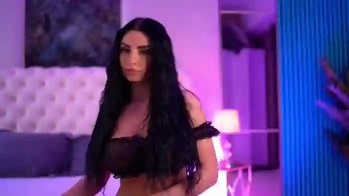 2025/04/18/flirt4free-isabelle-hunt-11-19-50