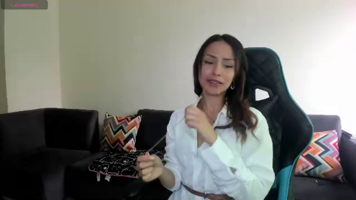 mariana-smiith