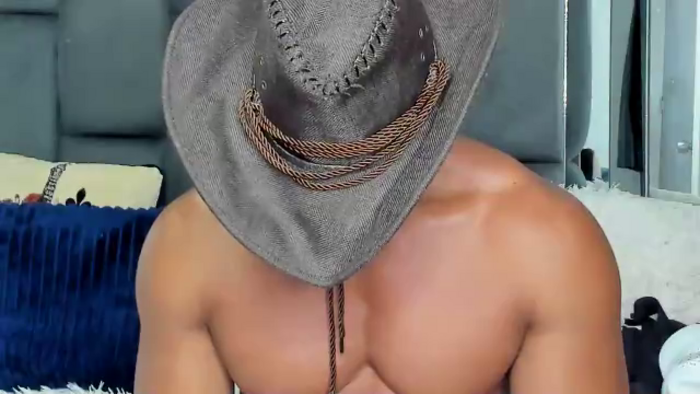 mat-strong