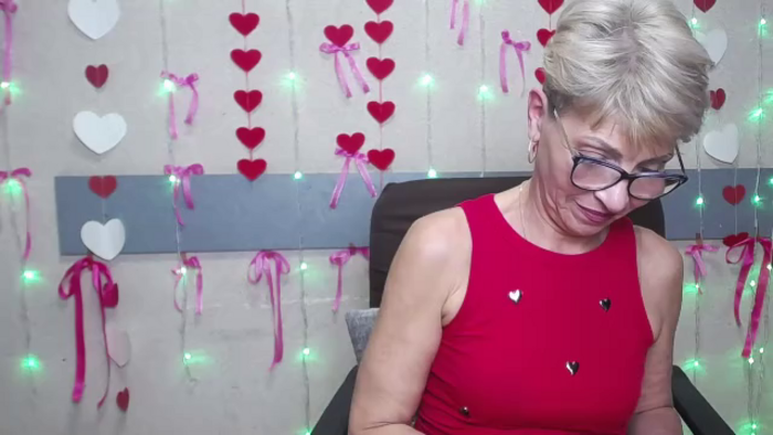 holly-incredible