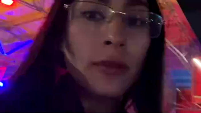 mia-and-eva-whatsson