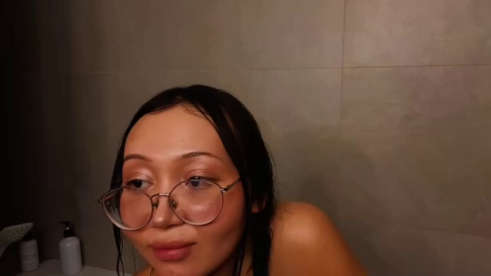naomi-asian