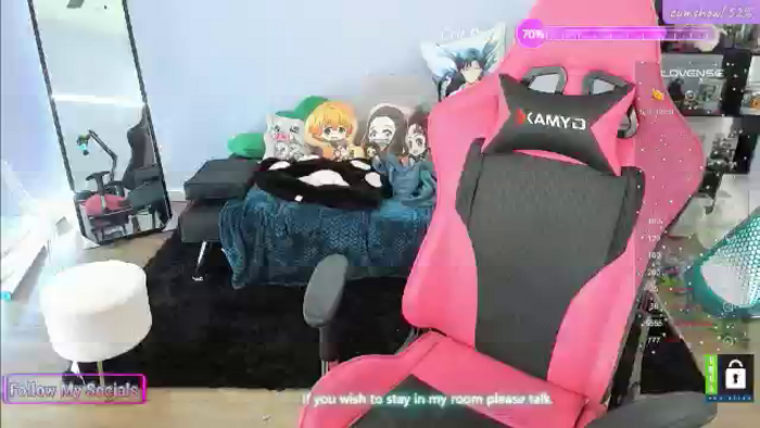 Alyx_Singer