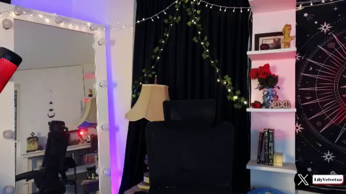 LilyVelvet