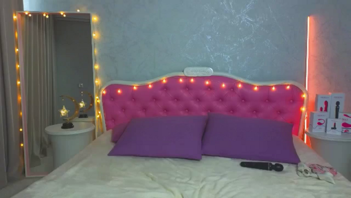 ArianaPetite