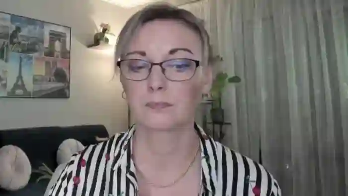 2024/05/02/mfc-starvanessa1-18-59-54