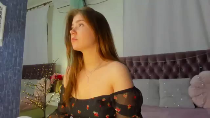 EllaMyerss