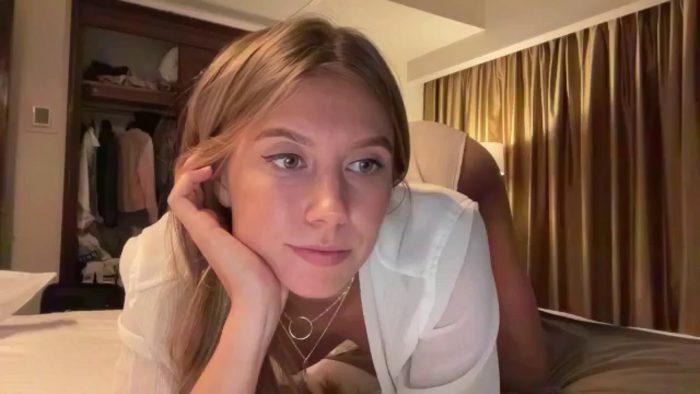 JasSurfGirl