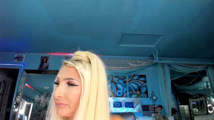ADRIANA_FOX