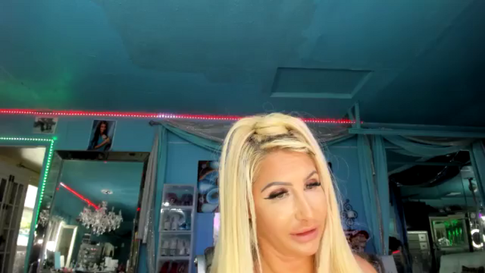 ADRIANA_FOX