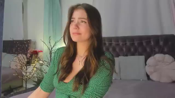 EllaMyerss