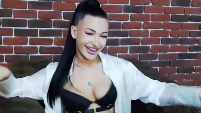 SashaLuss_