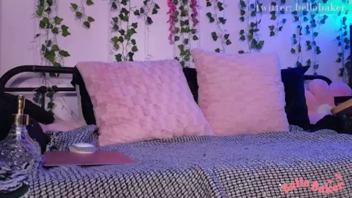 naughtybella_