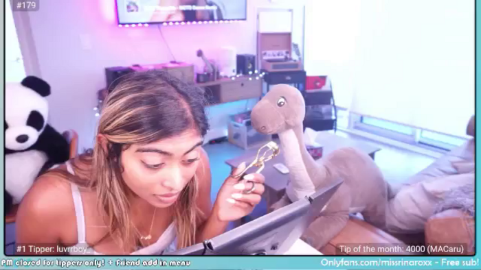Missrinaroxx