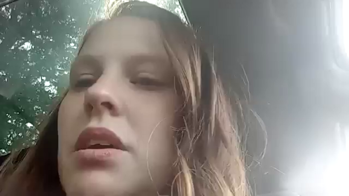 Cumonkatie97