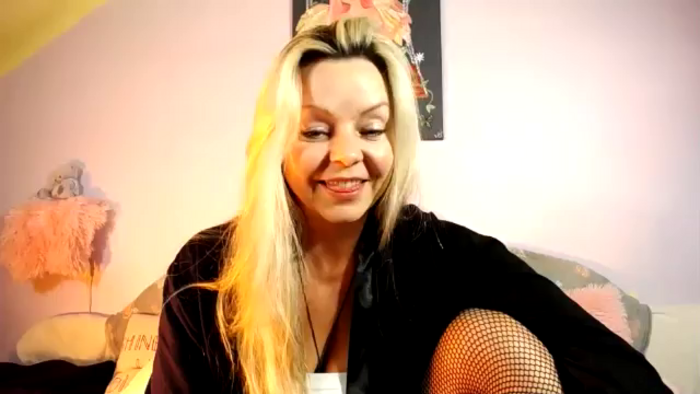 BlondeKylie