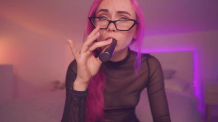 Sarah_Pink
