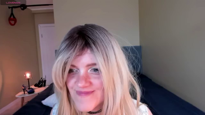 EroticEllie