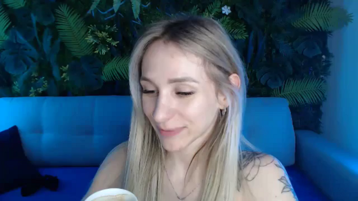 Horny_Blond