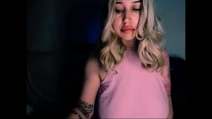 Shy_Girll_