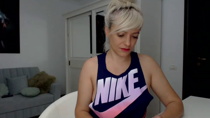 awesomeblonde