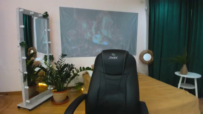 AdmireMyEyes