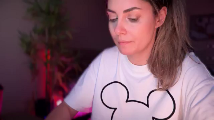Allie_Synn