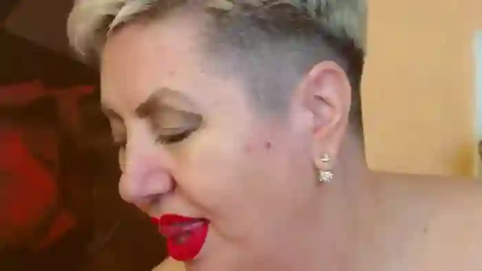 2024/05/15/mfc-lady__posh-01-19-32