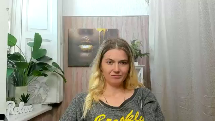 AngelaMore