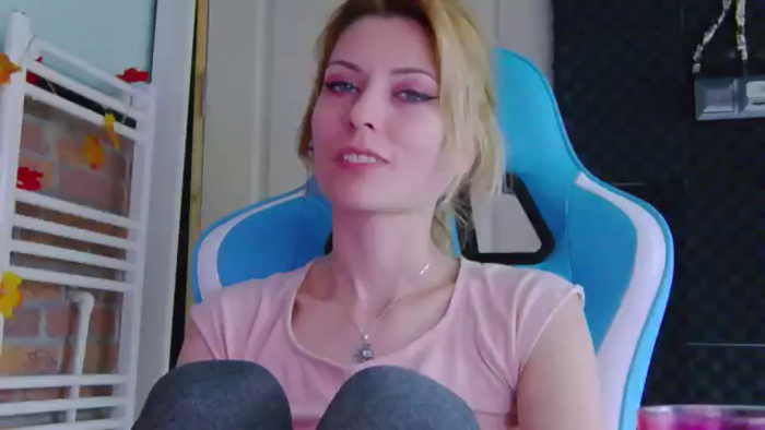 Karoline121