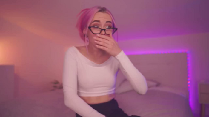 Sarah_Pink