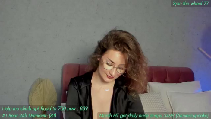 AnnieKarrera1