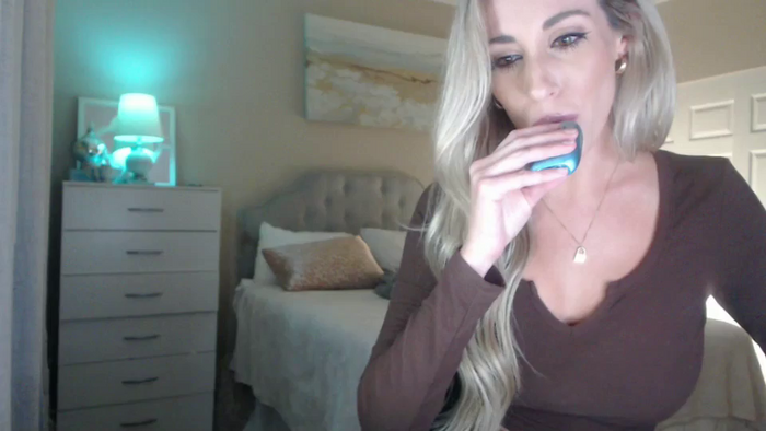 Queen_bambii