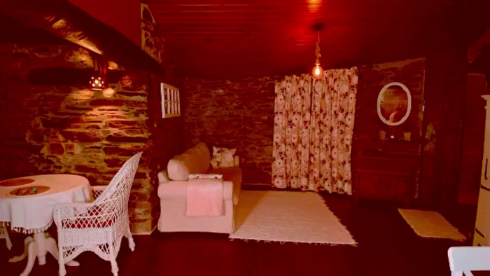 Agostinha_Red