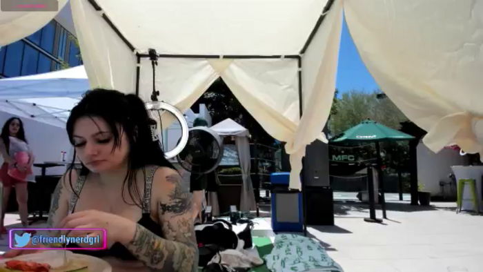 Alyx_Singer