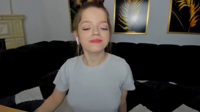 Eva_Ash